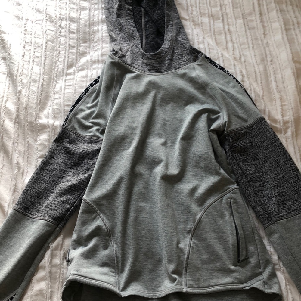 Athleta Girl Athletic Pullover!